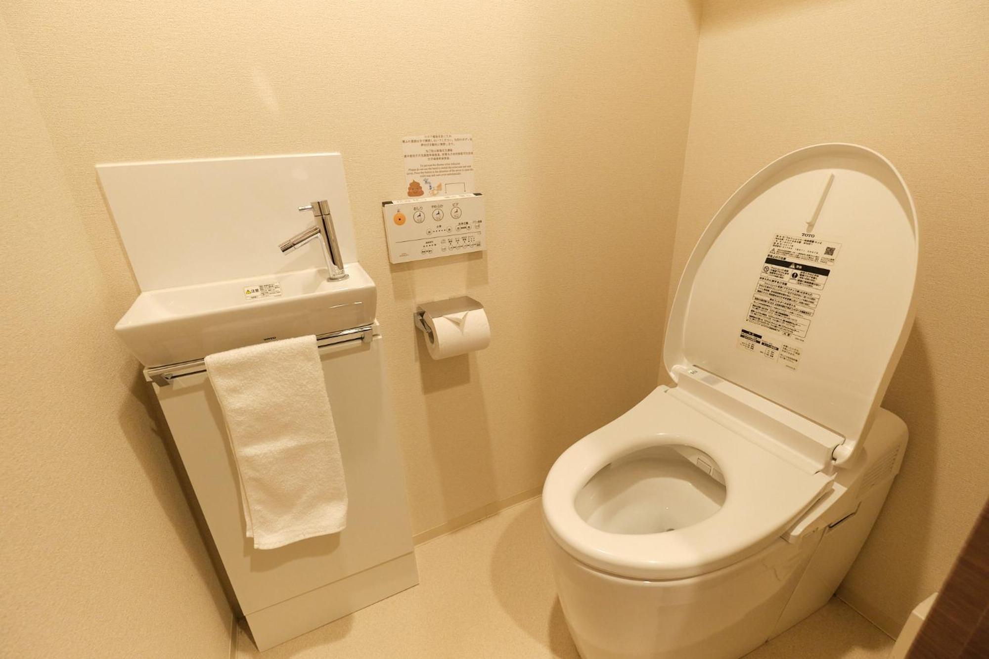 Hiz Hotel Ginza Tokyo Exterior photo